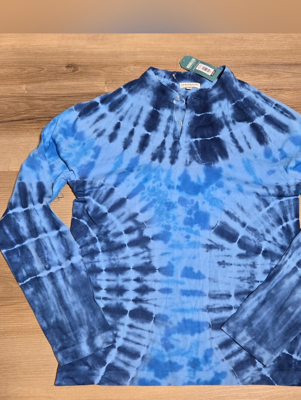EARTHBOUND Blue Tie-Dye Button Henley